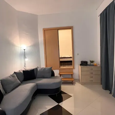 Stan Na Dan 2 Апартаменты Вршац